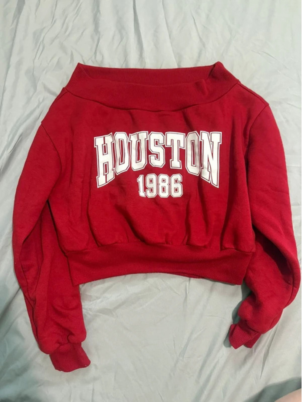 Off the shoulder pull over
